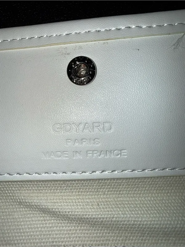 White Patterned Wristlet Clutch with Wrist‎ Strap - Image 5