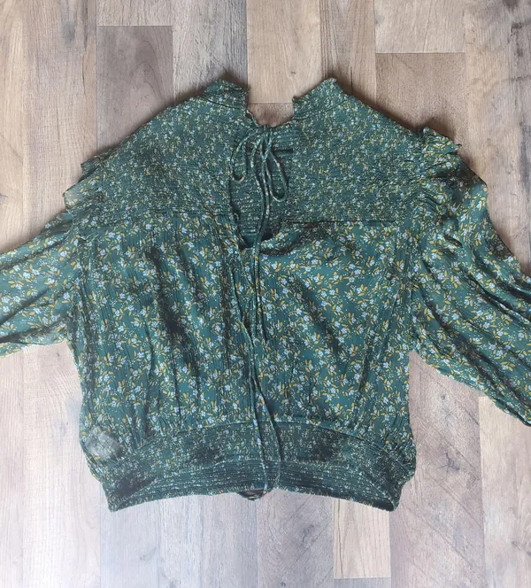 Roma Smocked Hi-Low Blouse - Image 4