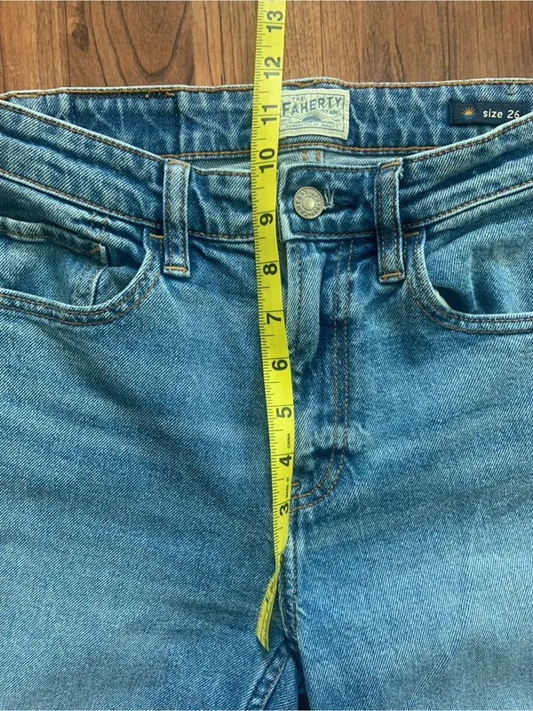 Faherty Women’s Organic Cotton Light Blue Straight Jeans Classic Fit 26 Lakewood - Image 9