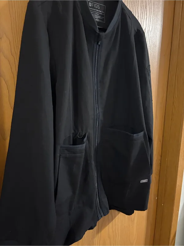 Figs Women's Black Bellery Full Zip Scrub Jacket XXL - Image 3