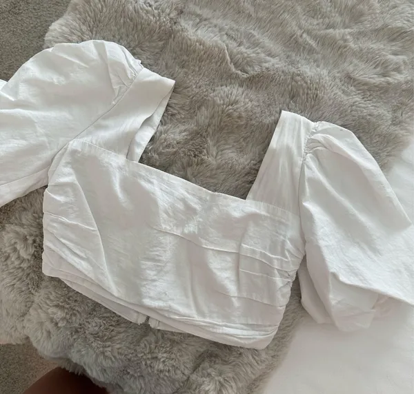 Boutique white crop top - Image 2