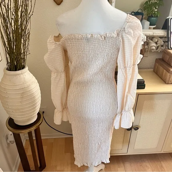 REVOLVE SNDYS‎ Gingham Courtney Dress in Cream Size 8 Smocked Midi - Image 7
