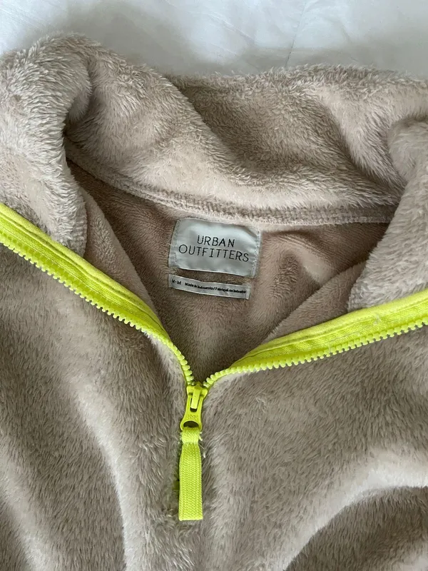Urban Outfitters Cropped Pullover - Image 2