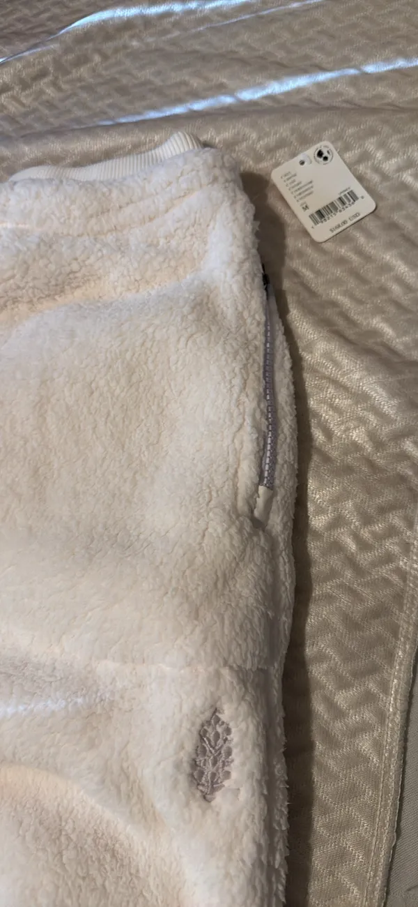 Free people fleece sweatpants NWT - Image 4