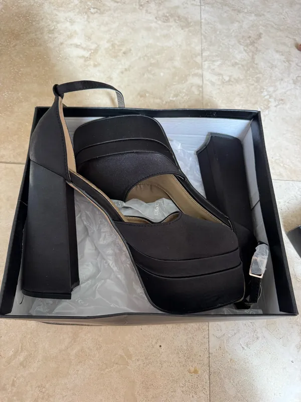 EGO Hayes Black Satin Platform Heels Chunky Block Heel Ankle Strap Pumps Sz 6 NWB - Image 2