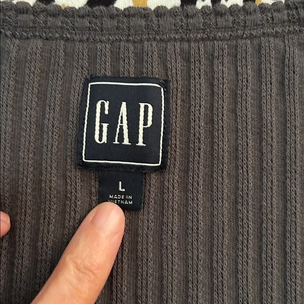 Gap pointelle gray knit cotton blend swoop neck button down top thermal L - Image 9