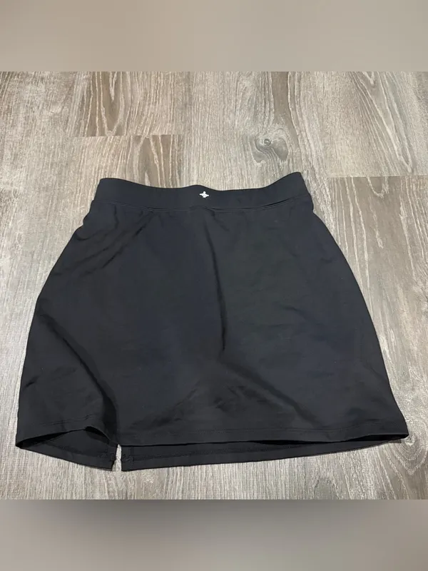 NWOT Halara Black Skort - Image 2
