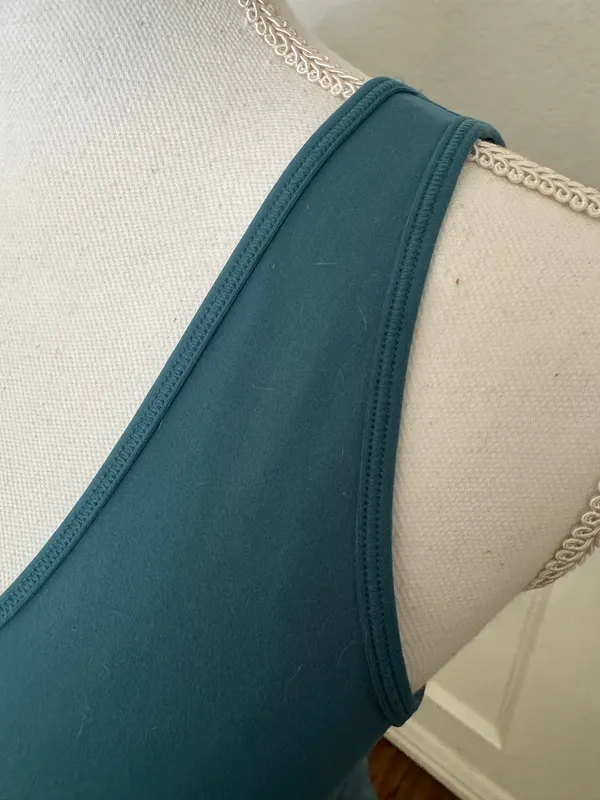 Athleta Tank medium like new  - Image 3