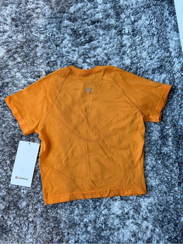 Lululemon Swiftly Tech Cropped Short Sleeve - Image 2