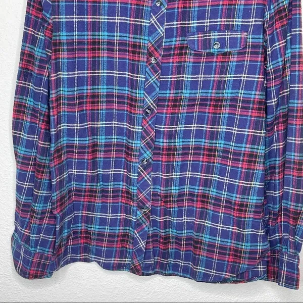 BDG Boyfriend Fit Shirt - Image 8