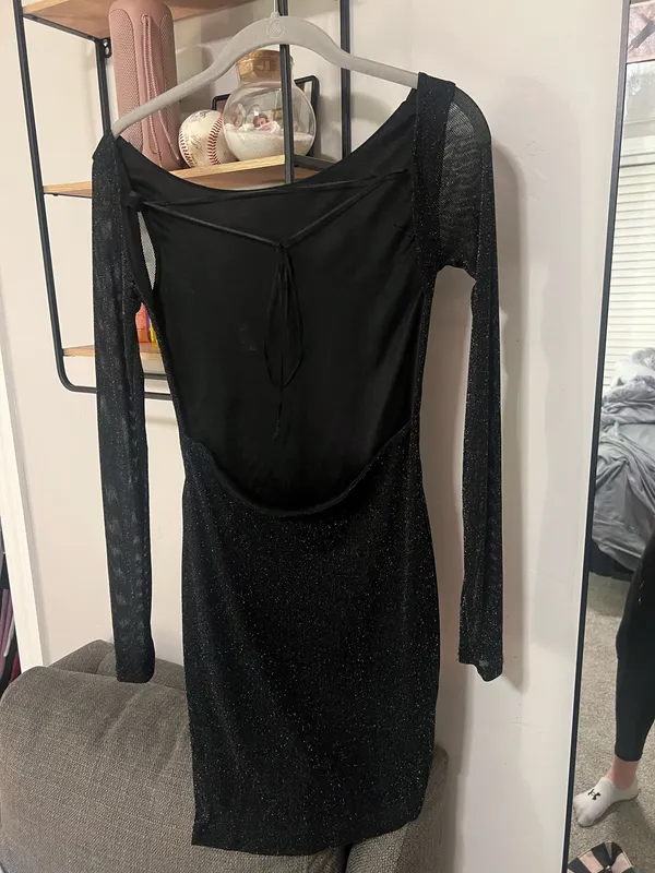 Black Sparkly Homecoming/Formal Dress - Image 2