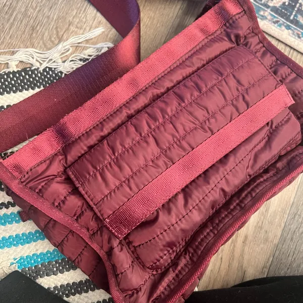 Tommy Bahama purse‎ - Image 5
