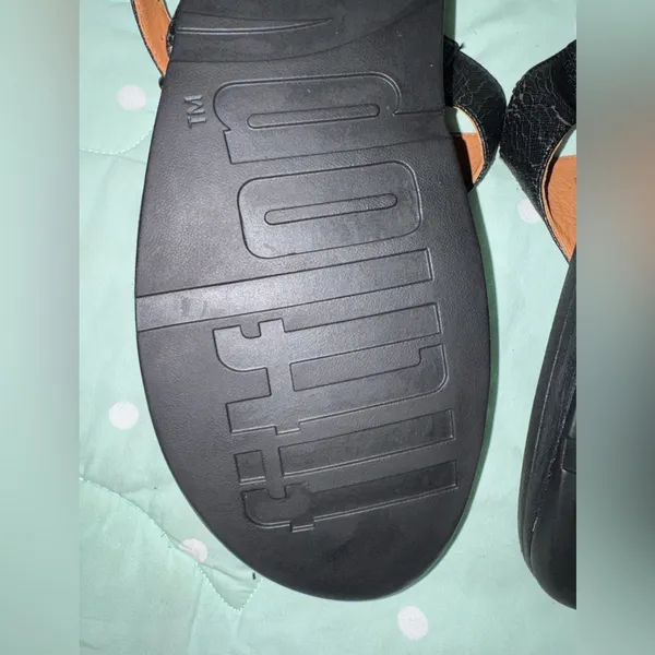 Fitflop Black Textured Sandals Womens size 10 - Image 15
