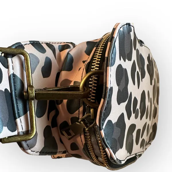 Leopard Print Sling bag/Crossbody Bag-Comes w/Guitar Strap-Bought from a Boutique-NWOT - Image 3