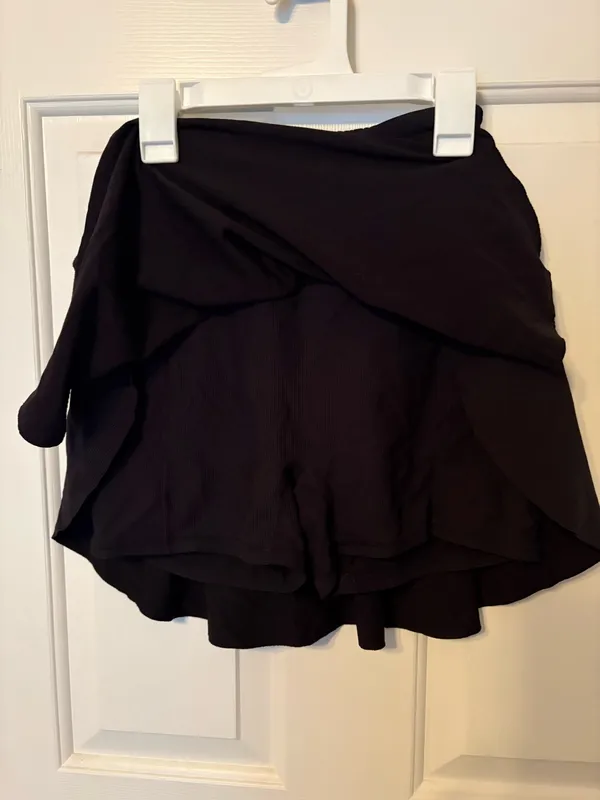 Black Halara Active Skirt - Image 3
