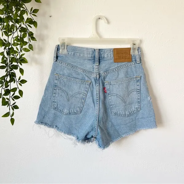 Levi's Ribcage Jean Shorts Sz 25 - Image 3