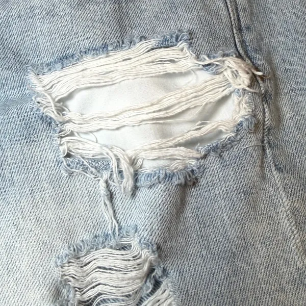 American Eagle Womens Size 6 90s Boyfriend Shorts Blue Denim Distressed Cut Off - Image 8