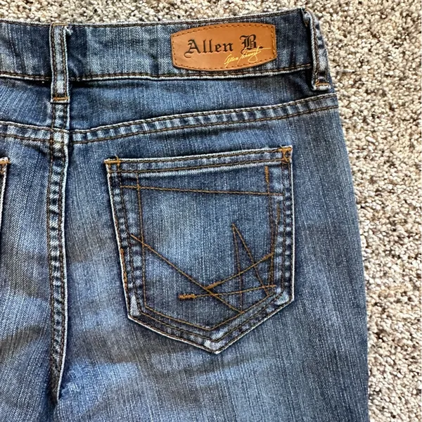 Straight ankle crop jeans Size 2 - Image 4