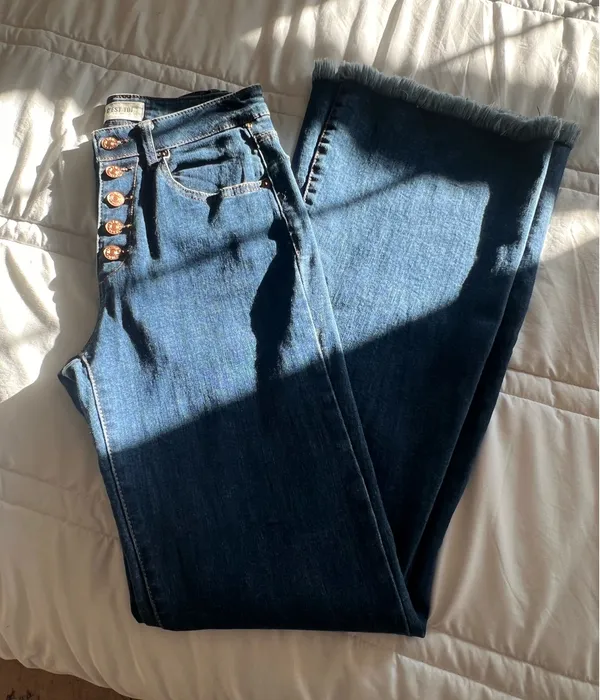 C’EST TOI Blue Jean Flare - Image 2