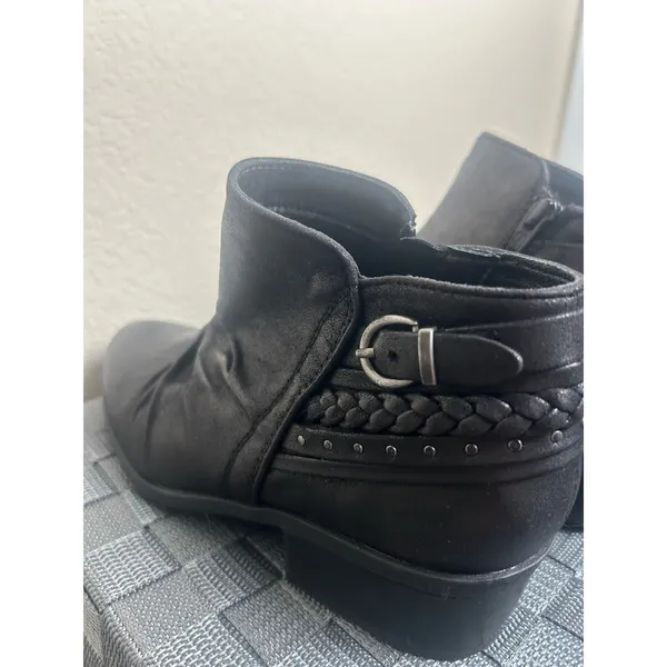 Naturalizer Boots Women's Size 7 Black Booties Autumn Preppy Casual Heeled Shoes - Image 3