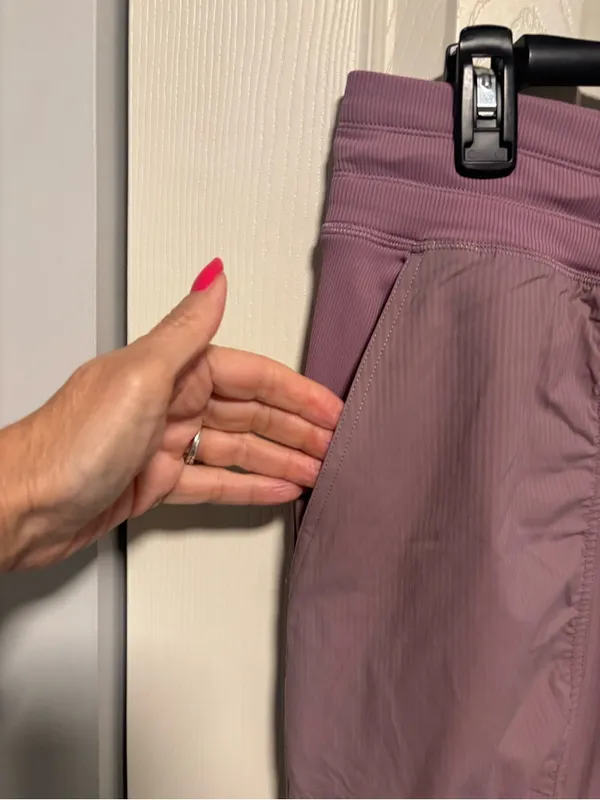 Lululemon Dance Studio Mid-Rise Jogger Mauve Purple Full Length Size 8 - Image 3