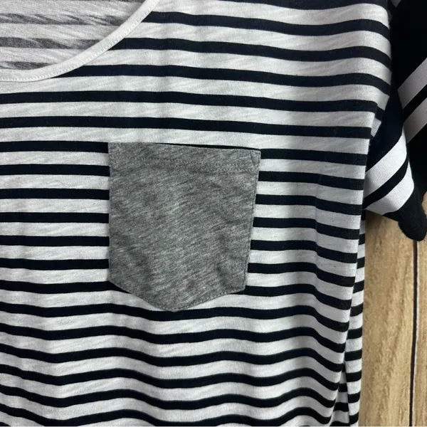 Victoria's Secret PINK Black and White Striped Tee - Image 2