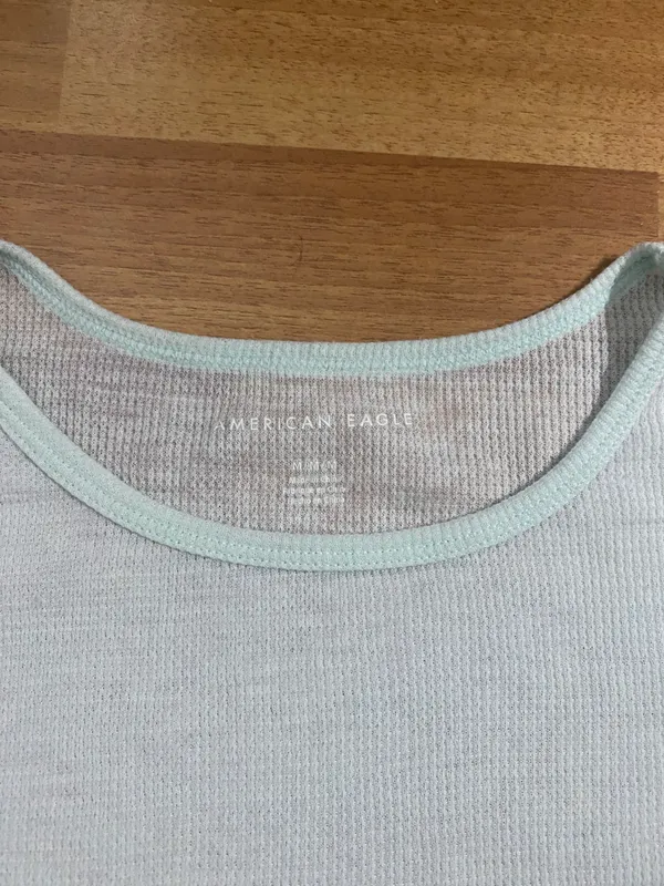 American Eagle Baby Tee - Image 3
