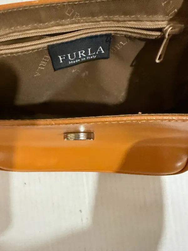 Furla Made in Italy Leather Crossbody Bag Caramel Brown Small Minimalist - Image 4