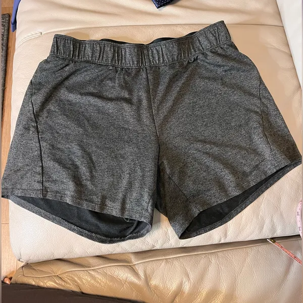 Nike Dri-FIT Women's Training Shorts Gray Athletic Gym Running Size S - Image 7