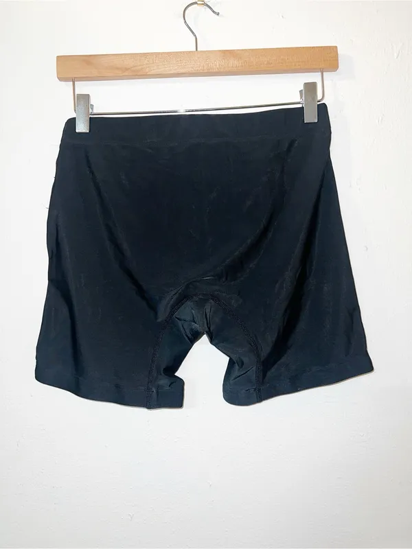Clinch Gear Women’s Black Compression Bike Shorts New - Image 7