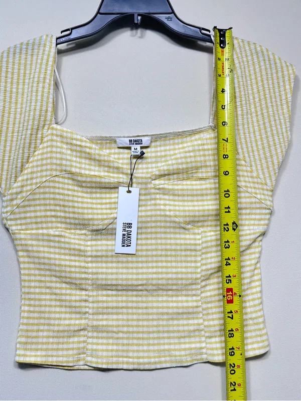 BB dakota By steve madden gingham To Me top in sushine mwr size medium - Image 3