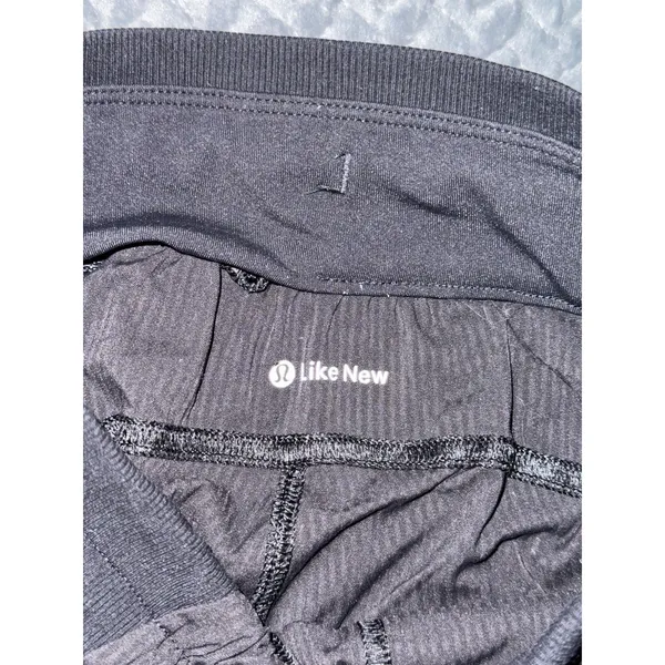 Lululemon Women's Beyond The Studio Joggers Black Pull On Size 0 - Image 3