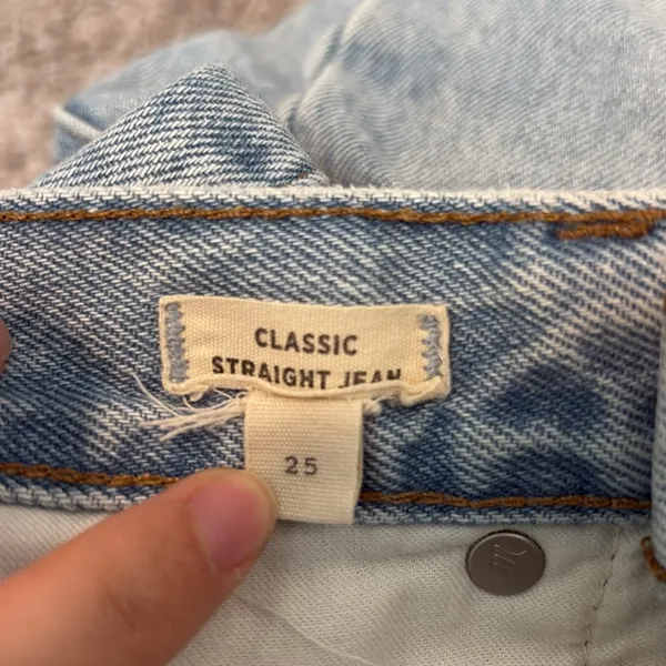 Madewell Classic Straight Full-Length Jeans in Hartsville Wash‎ - Image 9