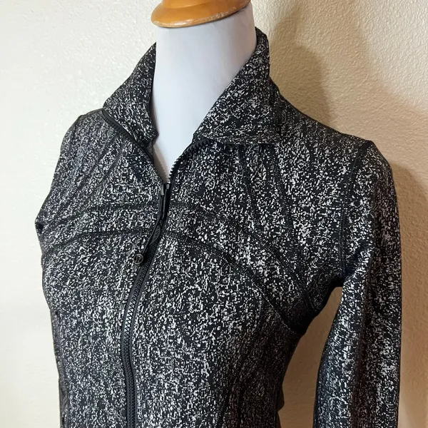 Lululemon define jacket in black white jacquard 10 - Image 2