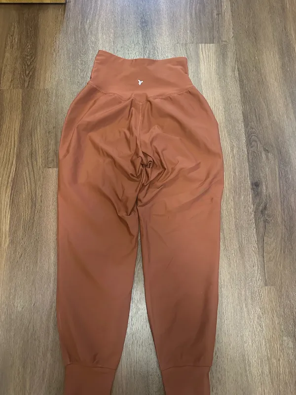 Old Navy Joggers Active - Image 2