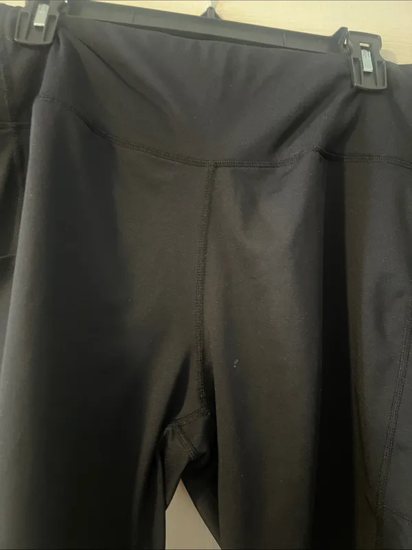 Black High-Waist Women’s Active Shorts with Side Pockets - Image 3
