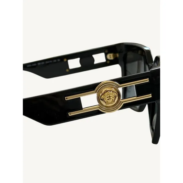 Versace VE4458 GB1/87 Black Gold Medusa Sunglasses NWT - Image 9