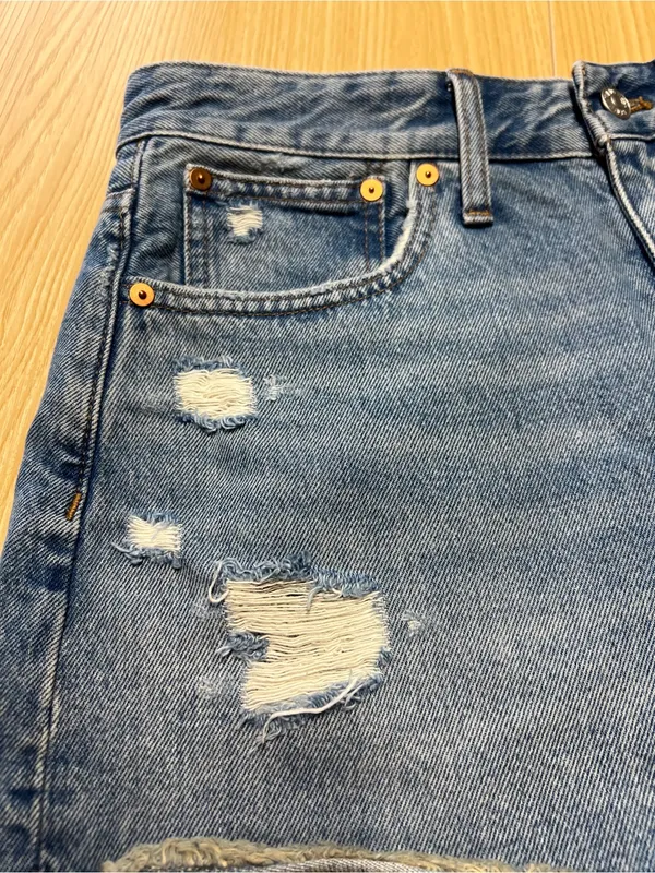 Madewell Relaxed Distressed Denim Shorts Size 27 - Image 3