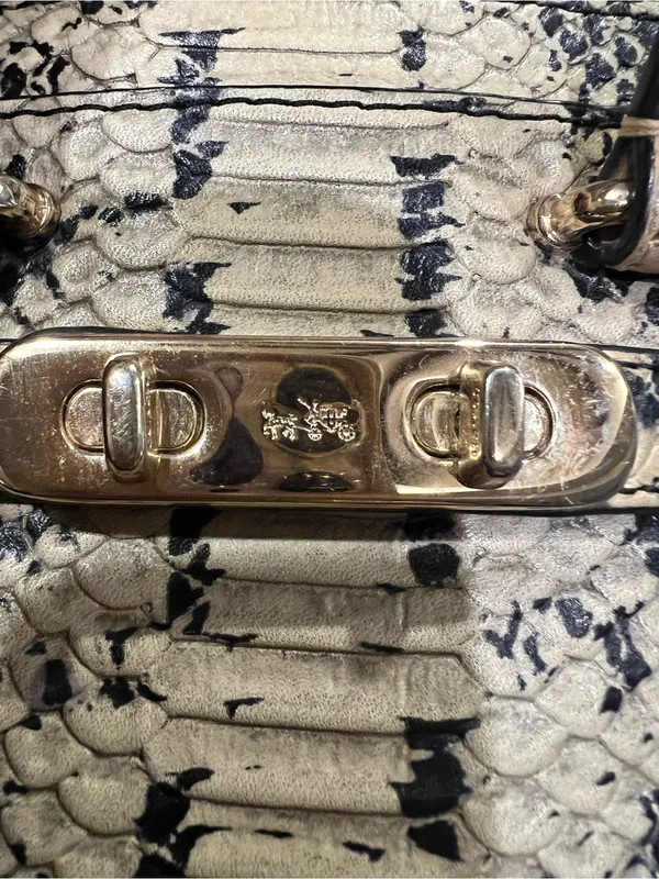 Coach Beige/Black Python Embossed Leather Swagger small tote - Image 6