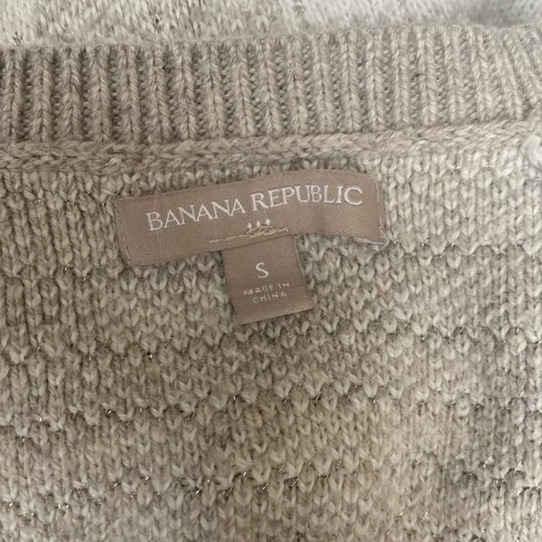 Banana Republic White and Beige Check Knit Sweater Size S - Image 5
