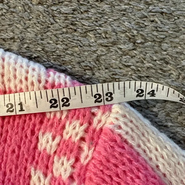 BiBi Pink and Cream Checkered Chunky Sweater Size M - Image 8
