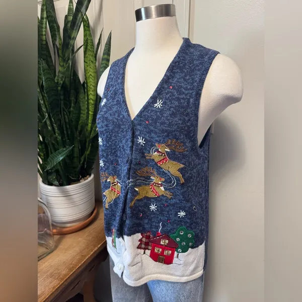 Vintage Heirloom Collectibles Santa Reindeer Christmas Sweater Vest‎ Large - Image 2