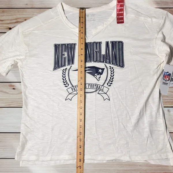 NWT‎ New England Patriot Top Womens XL Cream NFL Team Apparel Short Sleeve - Image 4