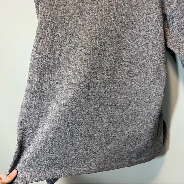 Arc’teryx Women’s Gray Purple Crewneck Sweatshirt Pullover Medium‎ - Image 4