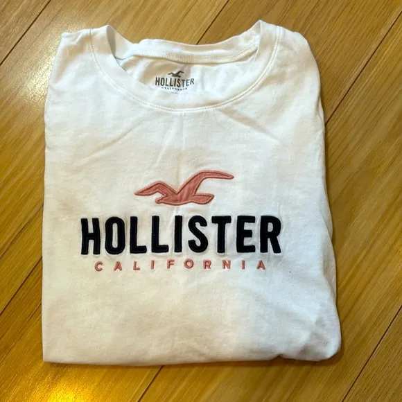 Hollister White Tee - Image 2