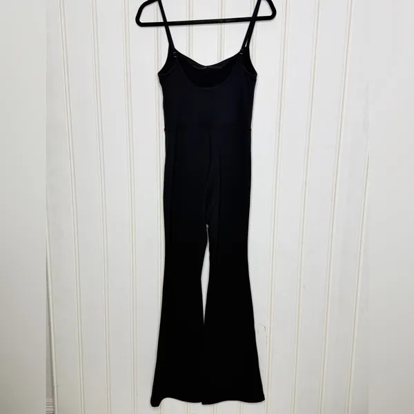 Wilfred Free Aritzia Divinity Jumpsuit Kick Flare Athletic Sz M 869 - Image 7