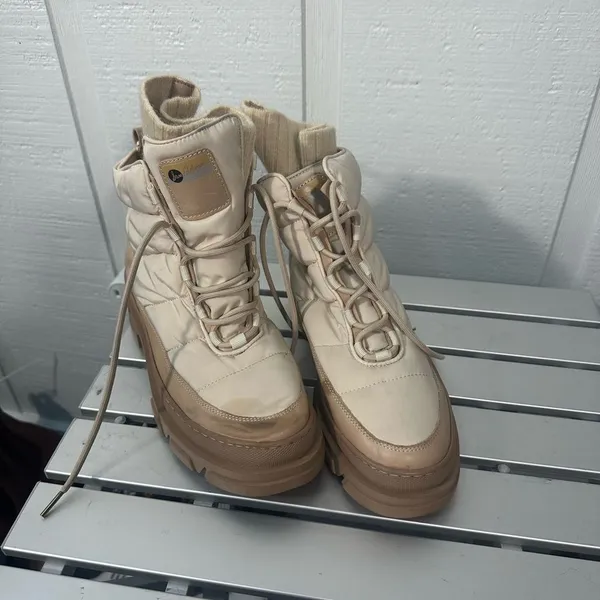 Sam Edelman Tabitha Puffer Lace Up Boot Size 9.5 NWOT - Image 2
