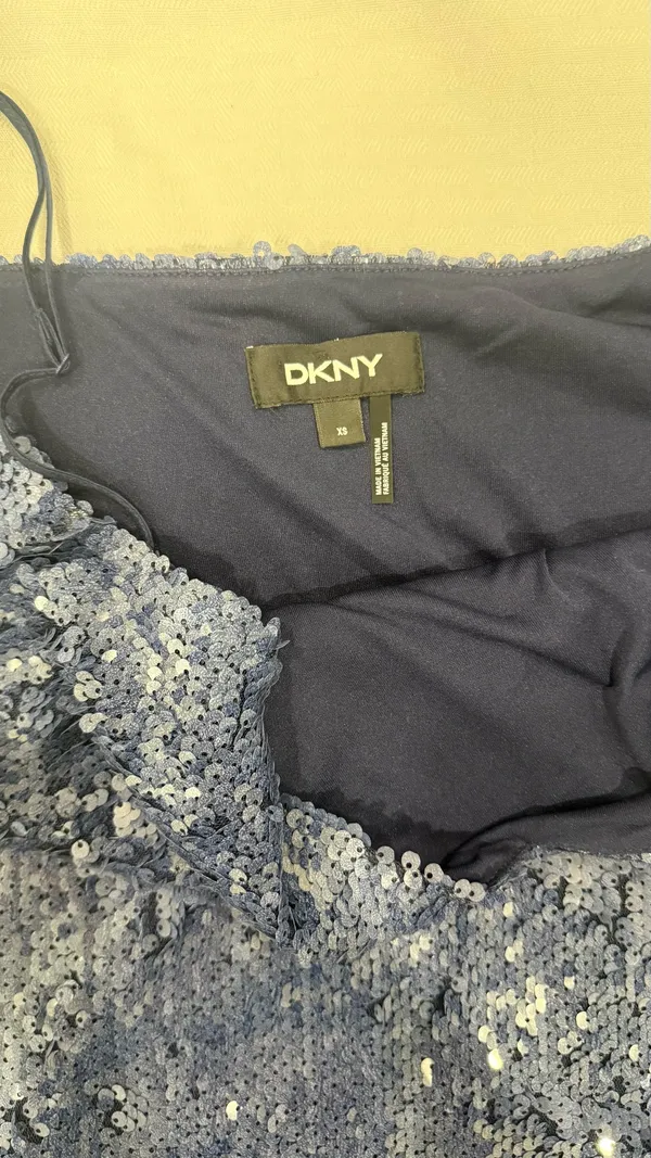 DKNY navy blue shinny top xs - Image 2