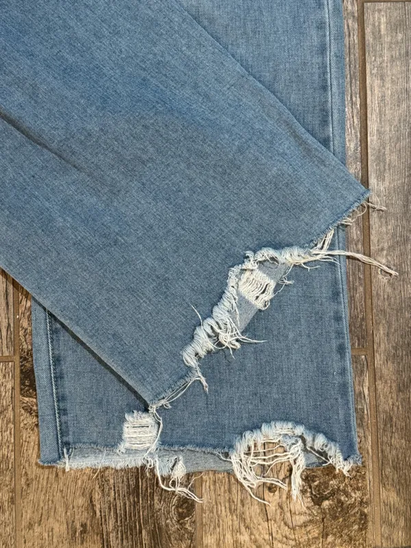 ZOE + PHOEBE High Rise Wide-Leg Jeans 5 Fits Like 26/2 Light Distressed Wash EUC - Image 6