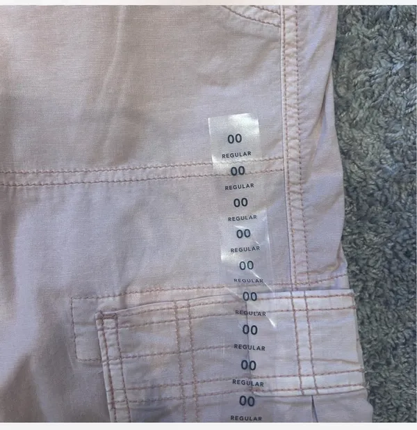 American Eagle Cargo Jeans - Image 5